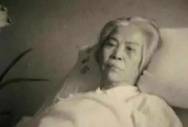 福建龙岩县杨月花是贺子珍长女：开国上将萧克曾劝她改回原来姓氏