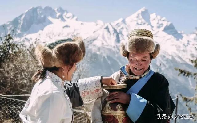 礼赞60年·我的西藏幸福映像 | 亚东奇遇记：搭警车去民宿！