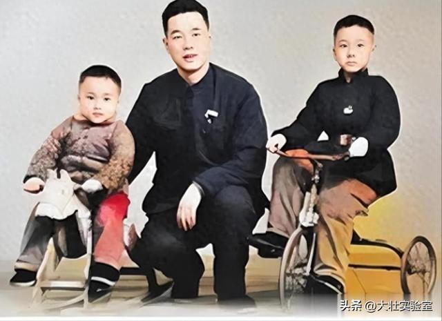 李鹏总理与女儿在一起的罕见留影，笑容灿烂喜笑颜开，温暖又温馨