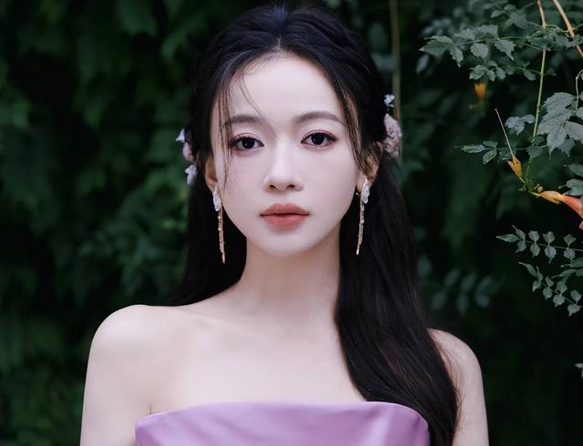 从“万人捧”到“万人嫌”，4位声誉一落千丈的女星，到底冤不冤