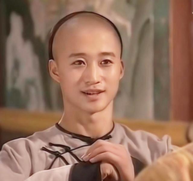 瞒了我们49年，原来他就是吴京的父亲，难怪谢楠铁了心要嫁他