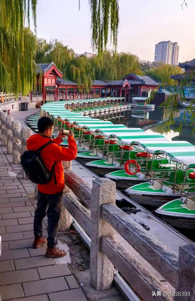 新华社原军事记者陶俊峰泉城美拍：《初冬大明湖晨曦美景》