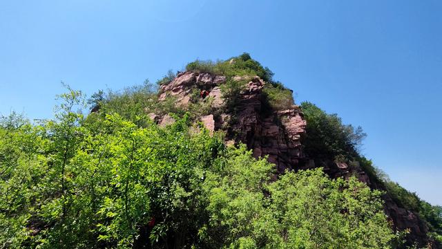 牛山寨-三帽山-三清观-金华寺-情人谷，28公里的穿越线，美哉险哉