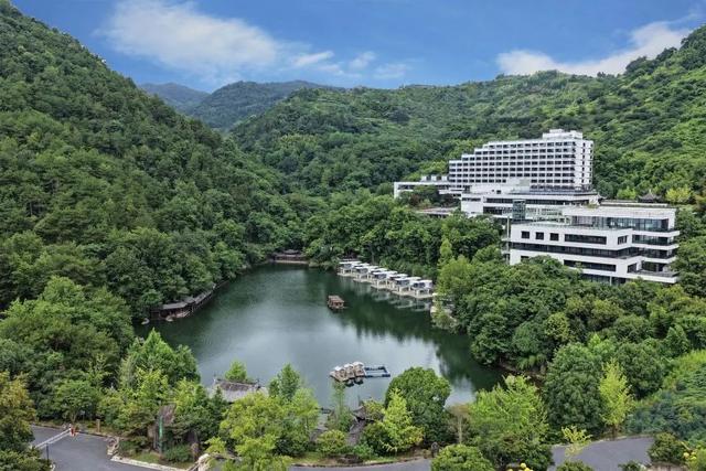 10年匠心打磨，千岛湖的度假版图，又增添了600亩秘境山水