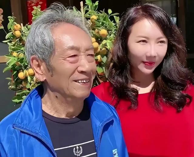 恩爱11年难抵现实,饶芯语把王奎荣熬成爹,37岁年龄差终究是道坎