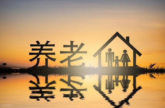 女儿云端孝心，智能摄像头看护老人，父亲黑屏抗议：逃离数字牢笼