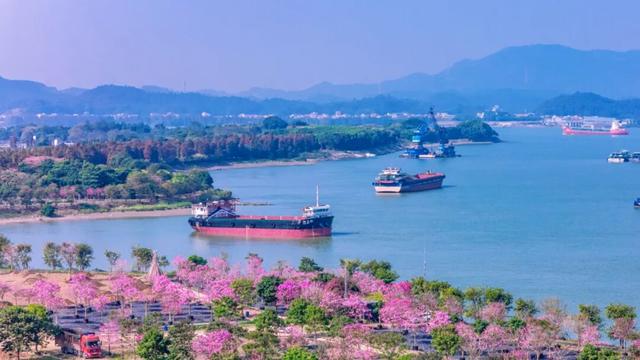 国庆反向游，就来广东这个「最美小镇」吧