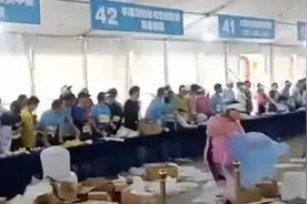 奖牌不足，物资靠抢？官方取消2025年营口鲅鱼圈马拉松申请中国田径协会认证资格图片