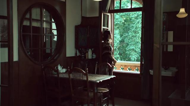 一千多人牺牲结局,无法改写,但于和伟临刑前一个动作,升华全剧