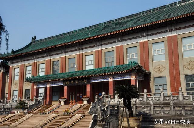 一件战国袍带火一座城：荆州暑期文旅爆火的背后密码