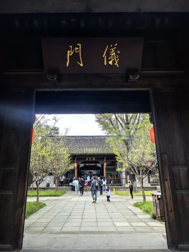 巴蜀第一县，蜀国第二都——昭化古镇，吃好喝好还听了评书