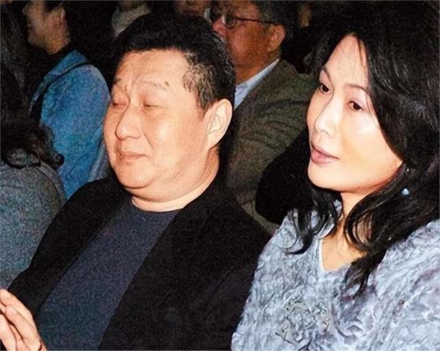 包养情人无数，娶初中同学女儿为妻，玩老婆闺蜜	，孙道存有多放荡