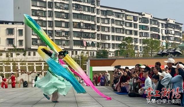 衡阳迎来首趟四川“熊猫专列”，两地文旅合作迈新步