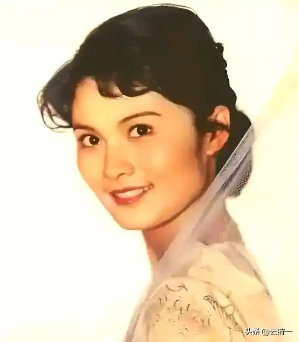 80年代家喻户晓的女演员，嫁给军委副主席儿子，离婚后混得如何？