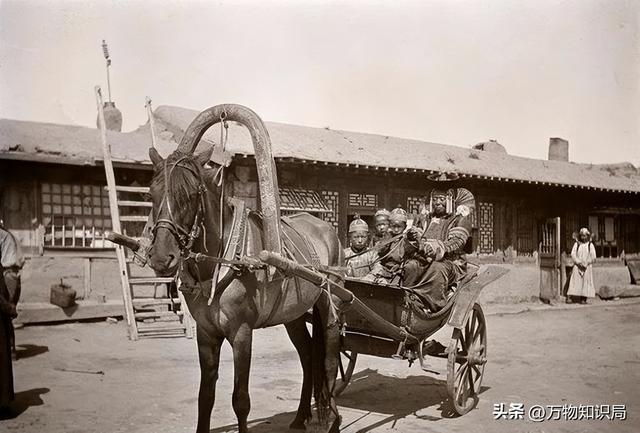美国博物馆发现罕见照片！120年前的蒙古人，居然是这样子！