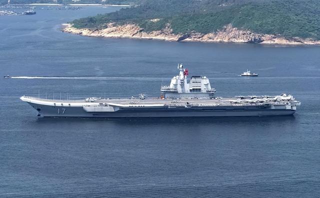 美国人感叹：要么击沉福建舰，要么我们就得学会用筷子