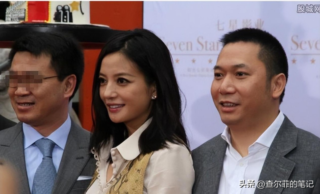 “封杀	”4年后	，49岁赵薇财力现状被扒，结果估计和你想得不一样