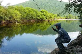 根据多年的钓鱼实践，总结出了全年最佳钓鱼时间表，建议收藏图片