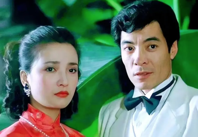 61岁何晴突然去世，黄绮珊10年前发文为其祈祷，与许亚军育有一子