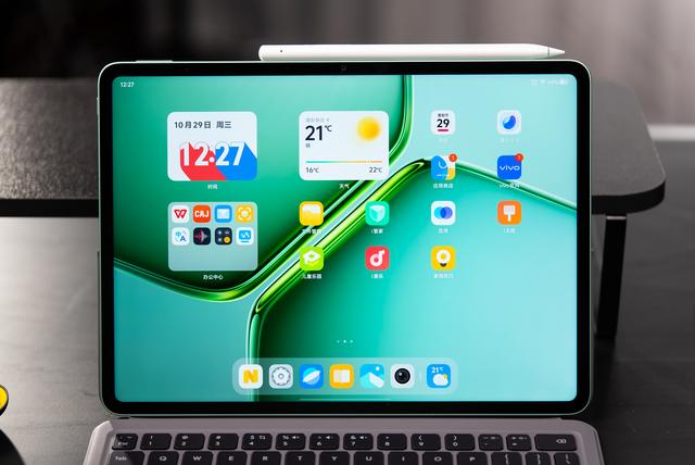 游戏党必备!iQ00 15全家桶评测