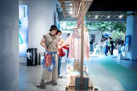 今夏防晒衣“大战”已启 国潮品牌抢占先机出海图片