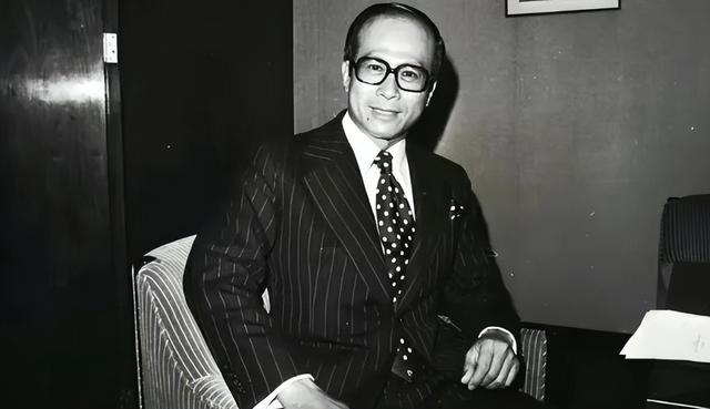 2909亿身价有何用？97岁的李嘉诚无力回天，两个60岁儿子已成心病