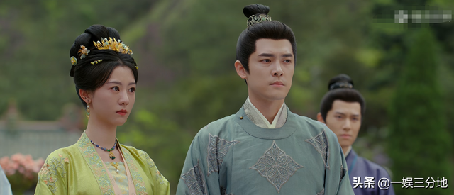 两个人连累整部剧？一个脸肿歪嘴一个表情呆，陈乔恩也救不了