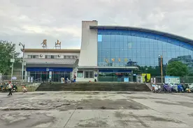 探访火车站之曾经眉山唯一的火车站：眉山站，现可通达广安、达州图片