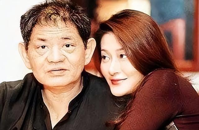 没女人吃不下饭？台湾丑男富豪花20亿泡妞，64岁惨死无人问津