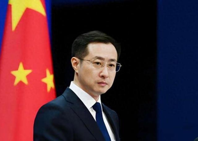 特朗普下达最后通牒，美国大军渡海南下，好友有难，中方赶来帮忙