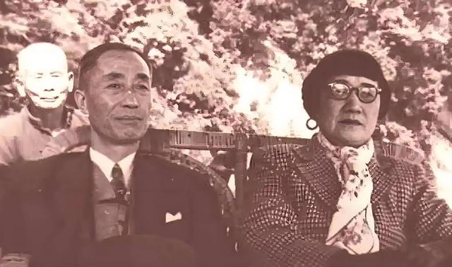 他苦追二嫂15年，当嫂子拿着百万离婚费投奔他时，他却说：只同居
