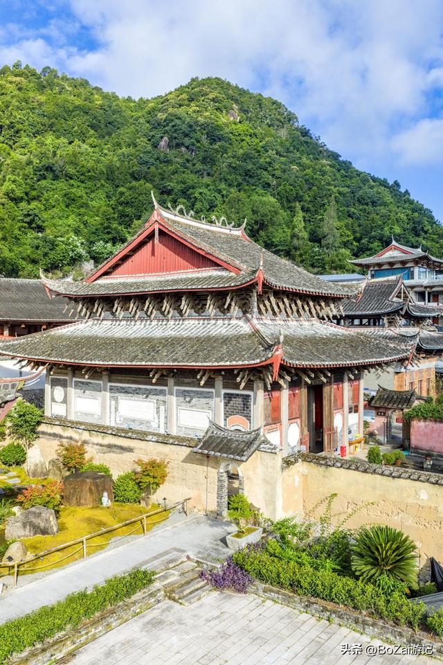 福安狮峰寺，藏在闽东北群峰间的宋韵明构，一殿彩绘惊艳五百年
