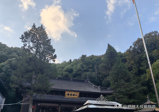 来征服杭州“隐藏名山”吧，一趟下来，让人心胸开阔，诗意盎然！