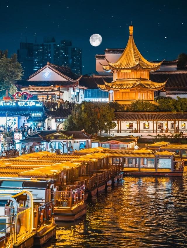 我是上海人，旅游景点夫子庙，观科举号舍懂古代考生多不易