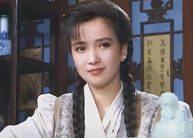 何晴生前最后露面照：开颅手术一年	，变化大到不敢认！