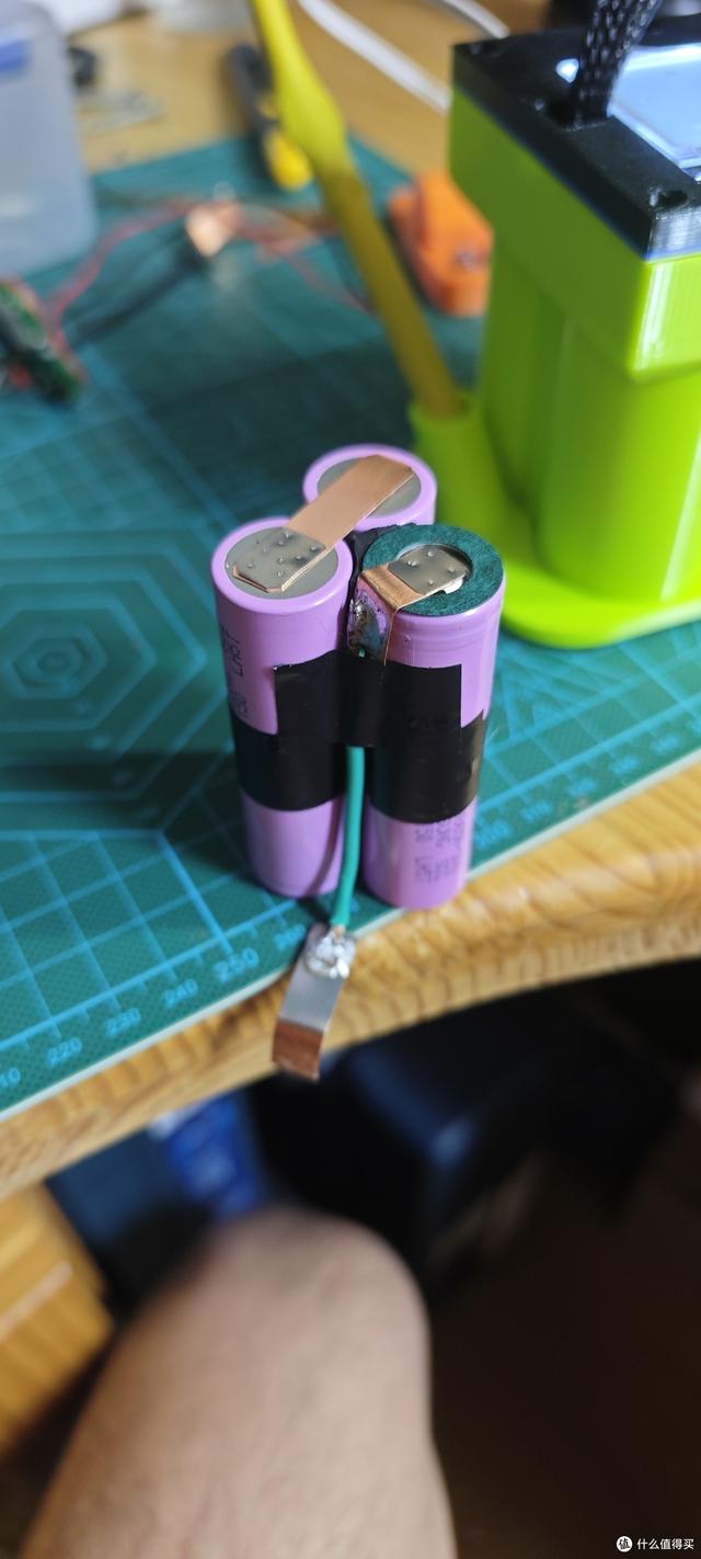分享下自制电池包的工具 （博世 牧田）
