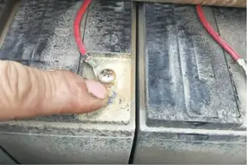 电动车出现一冲就满，一骑就没电该怎么办？原因和解决方法告诉你图片