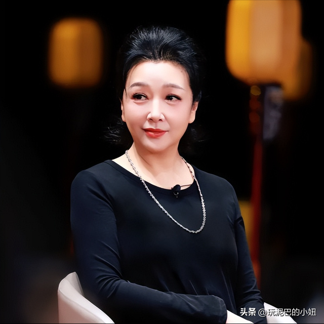 钱再多有什么用？58岁身家过亿的江珊，每天为27岁女儿操碎了心