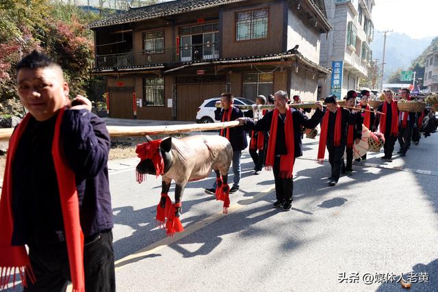 贵州雷山西江镇黄里苗寨万客进寨同庆浓浓苗乡年味