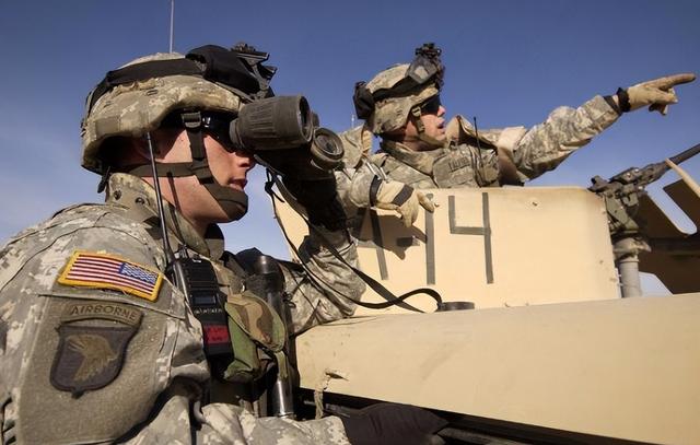 100枚导弹从天而降，美军发起斩首行动，特朗普下令，俄英法失声