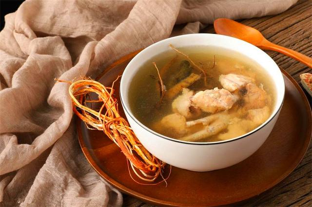 鱼翅花胶蛇白鸽汤 2025年花胶鱼翅汤功效与作用