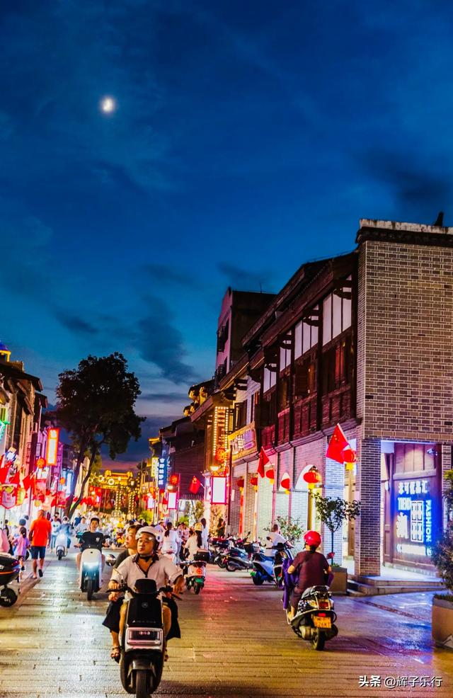 福建龙岩长汀水东街,刻在骑楼里的客家记忆与市井烟火