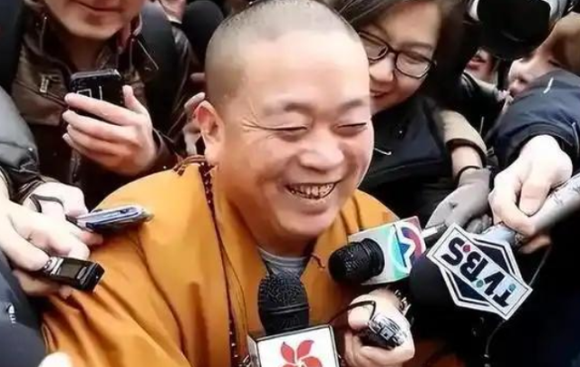 释永信倒台后，老乡才敢说实话，当年他想两三万一户买下整个村