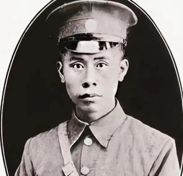 1955年授衔，陈奇涵给自己定在中将，毛主席发脾气：不把我放眼里