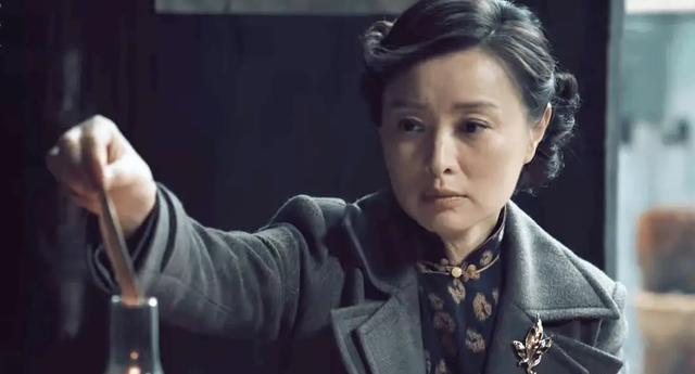 沉默的荣耀：朱枫牺牲都不知，出卖她的不是女婿，而是一个电话号
