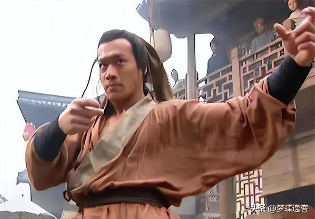 洪教头若战武松能赢吗？打虎英雄这实力碾压太狠了！