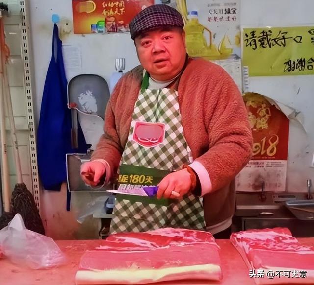 5位过气明星回归农村生活，风光不再，摆摊卖茶叶蛋，种地养猪