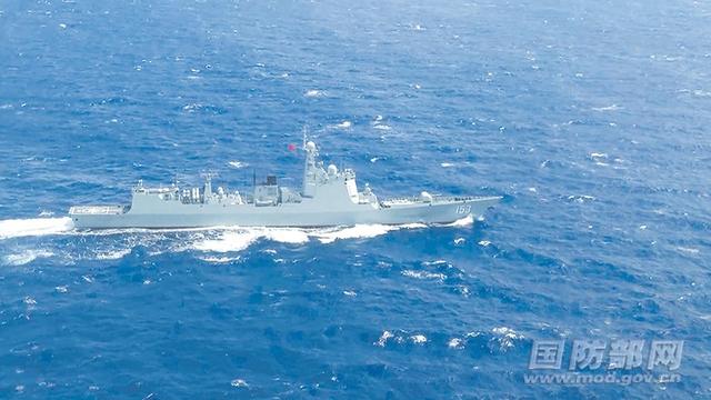 美军RC-135W为何紧盯中国滚装船队