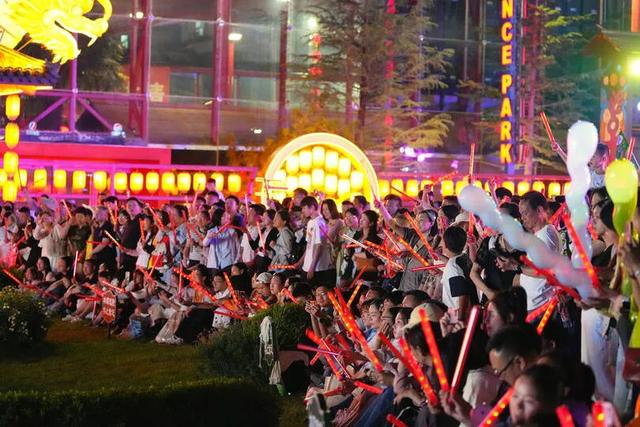 【20度的丽江】丽江千古情景区：以丰富活动与贴心服务点亮暑期旅游季