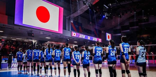 最新世界排名：世界冠军2-3日本，积分被中国女排拉大！附4强赛程